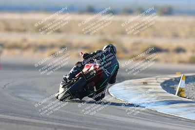 media/Jan-11-2025-CVMA (Sat) [[ddeb3f563a]]/Race 14-500-350 Supersport/